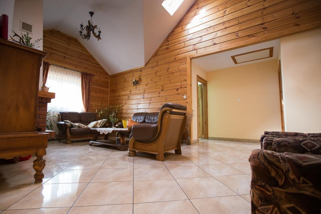 Pokoje Goscinne Na Skraju Puszczy Pogorzelce Exterior foto